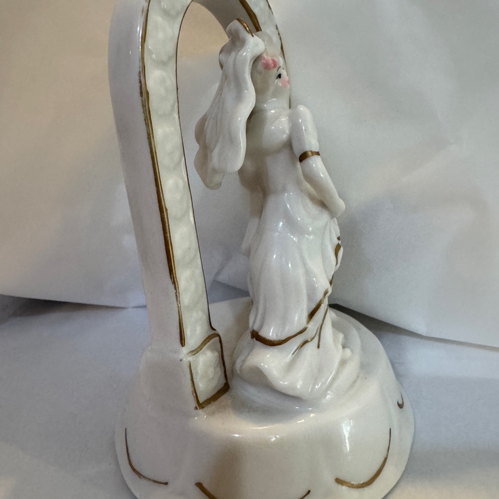 Vintage CAKE TOPPER Bride and Groom Figurine 6 inch - Picture 4 of 6